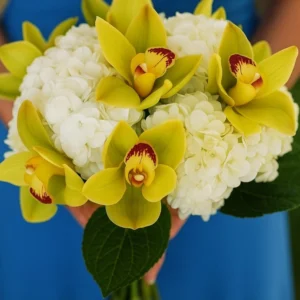 Bridesmaid Bouquet Full Moon