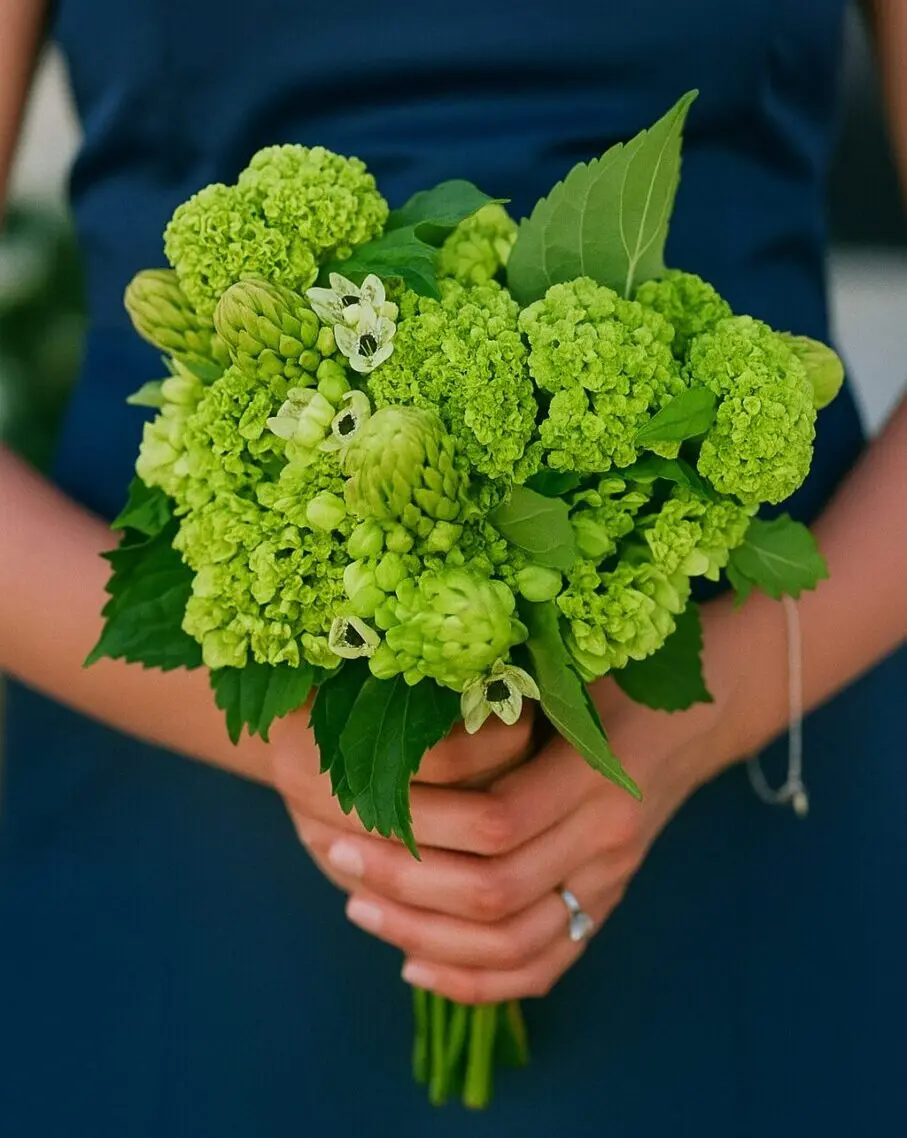 bridesmaid bouquet green life bridesmaid bouquet green life greenlife bridesmaid e1753124846991