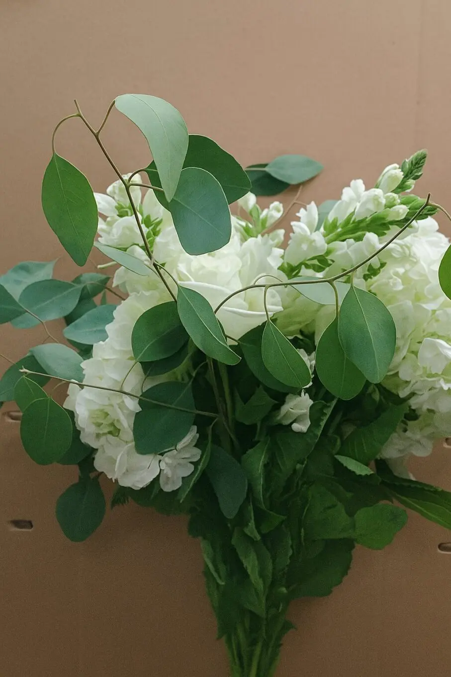 wedding centerpiece stacey wedding centerpiece stacey 20250703 2301 natural floral bouquet remix 01jz9sd9w6fqarh1ht4sknm04n