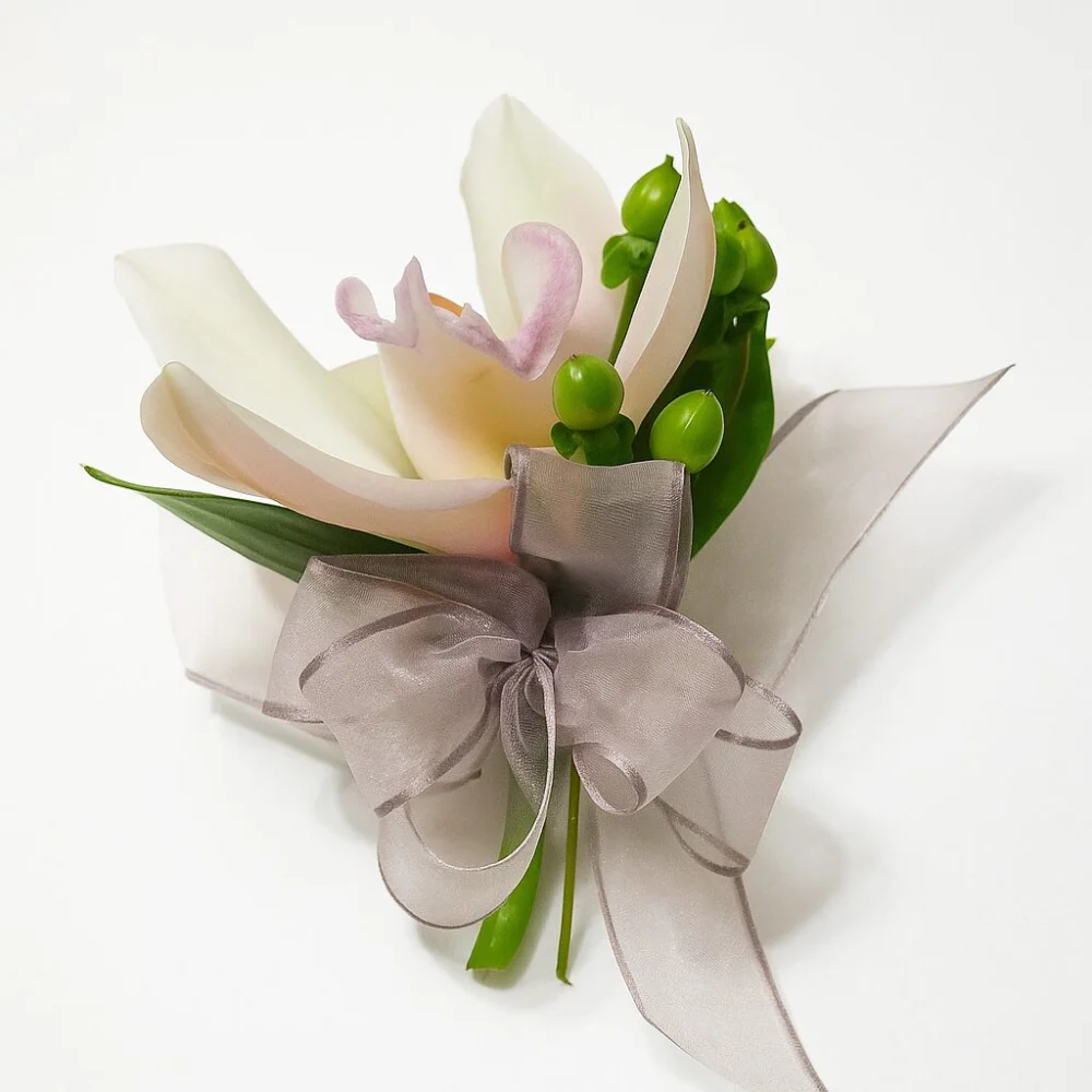 corsage-amelie-1 corsage amelie corsage amelie corsage amelie 1
