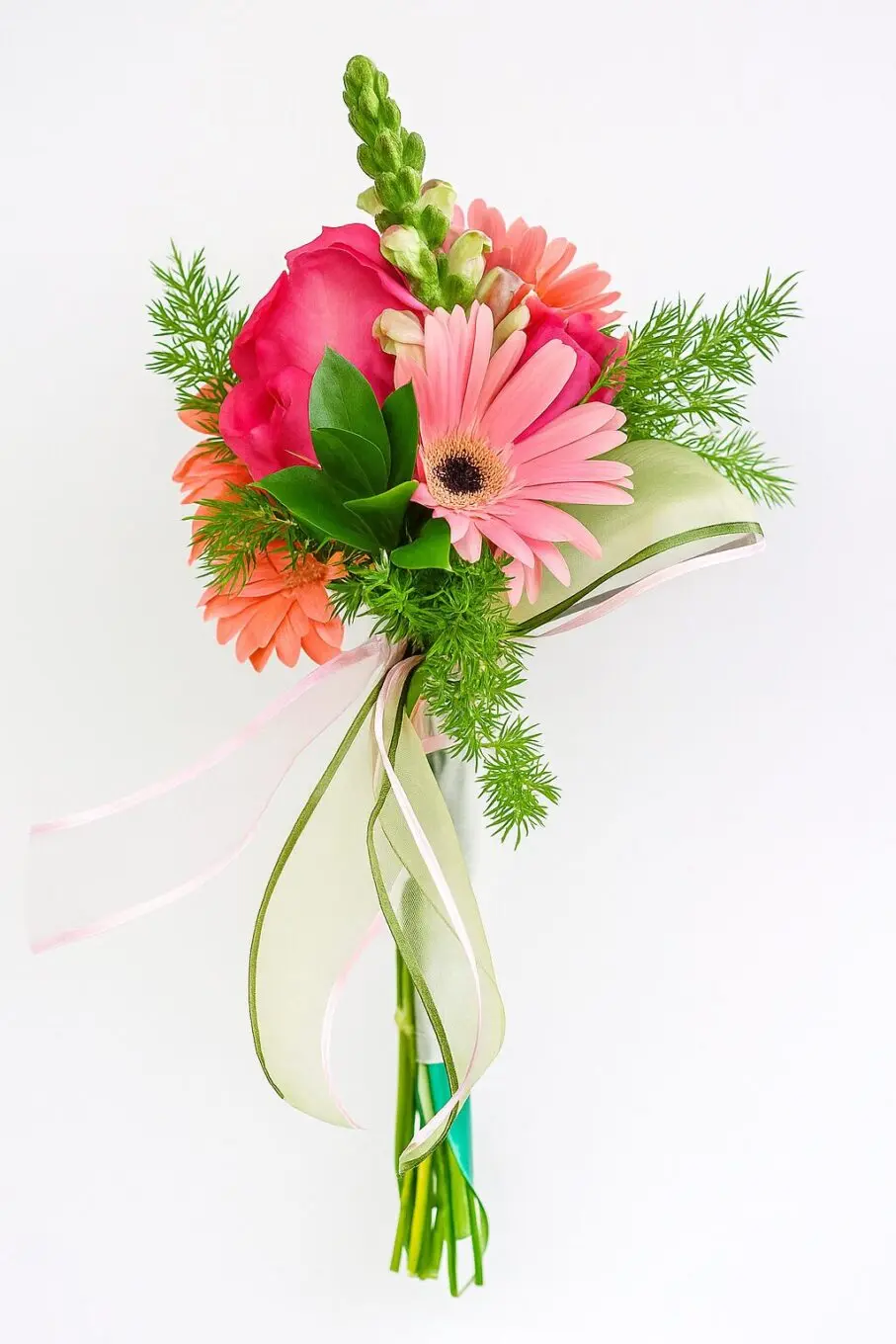 toss bouquet away chic toss bouquet away chic 20250708 1810 vibrant flower bouquet remix 01jzp4rmdde99bnhsy3b8whhsg