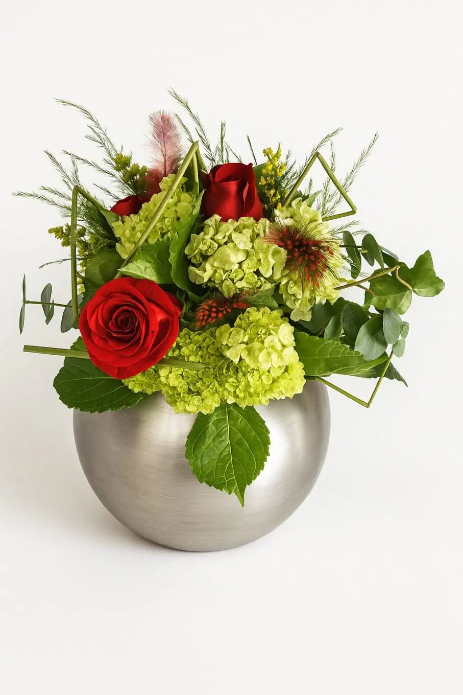 wedding centerpiece sangria wedding centerpiece sangria 20250709 1152 natural floral arrangement remix 01jzr1eraheqzv13n3wwn7d3pk